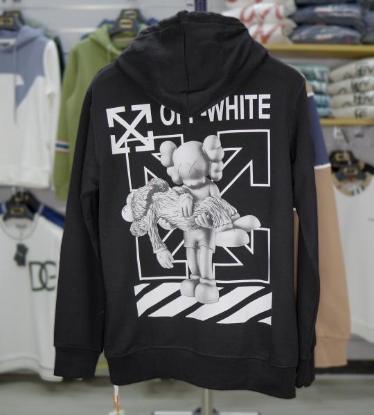 OFF WHITE